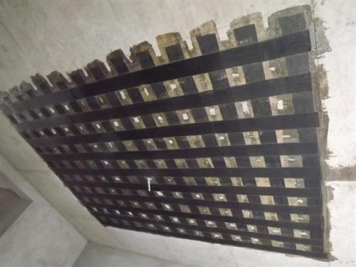 拜城楼板加固